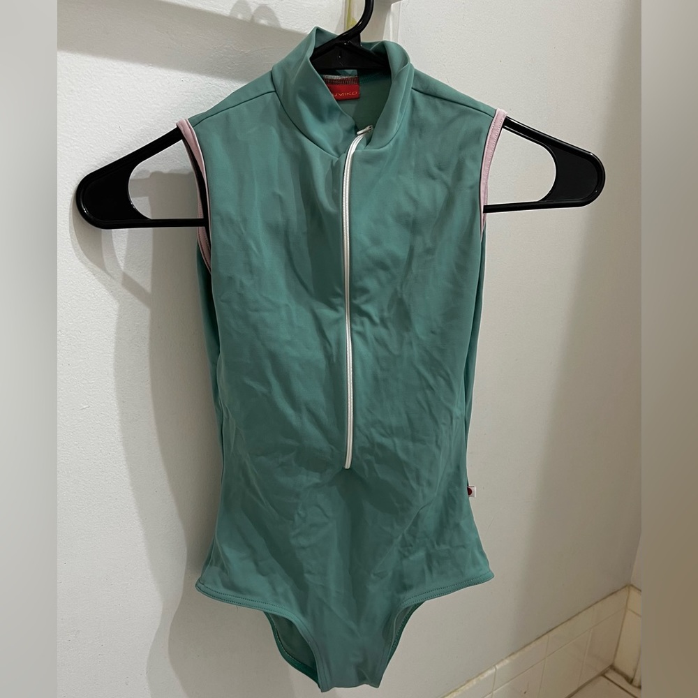 Yumiko XS Jessica leotard Techni fabric